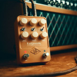Universal Audio UAFX Enigmatic '82 Overdrive Special Amp