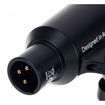 AKG P4